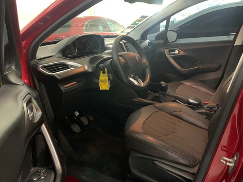 Imagen 12 de 16 de Peugeot 2008 Feline 1.6
