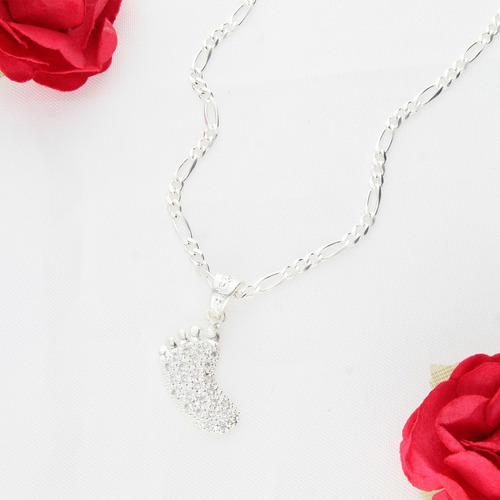 Juego De Plata Dije De Pie Y Cadena + Aretes De Color Plateado