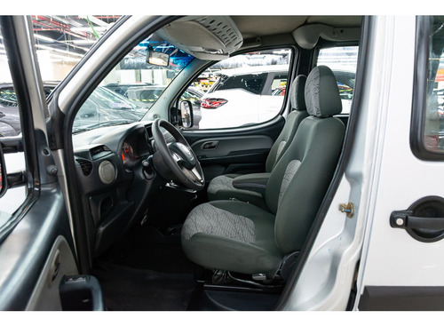 Fiat Doblo 1.8 MPI ESSENCE 7L 16V FLEX 4P MANUAL