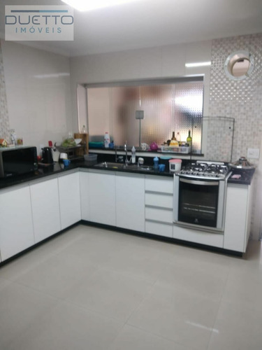 Imagem 2 de 14 de Casa Térrea De 02 Dormitórios, Sendo 01 Suíte, E Com Edícula, À Venda No Mogi Moderno, Mogi Das Cruzes - Sp - 427