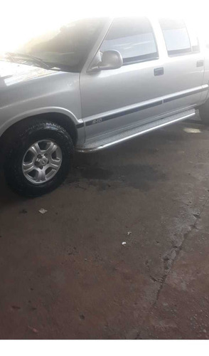 Imagem 2 de 3 de Chevrolet S10 2000 2.5 Std Cab. Dupla 4x4 4p