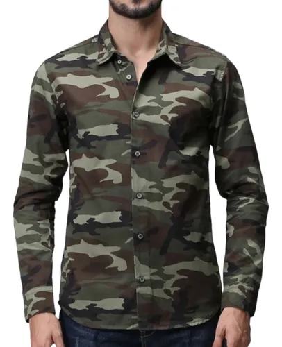 Camisa camuflada hombre sale