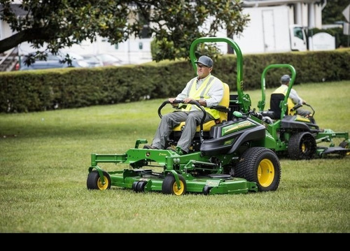 Imagen 3 de 8 de Tractor Cortacesped Radio Giro Cero Ztrak Z994r John Deere