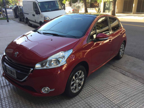 Peugeot 208 1.6 Allure Touchscreen 2014