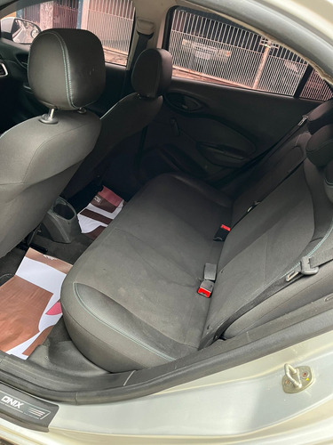 Chevrolet Onix 1.0 MPFI LT 8V