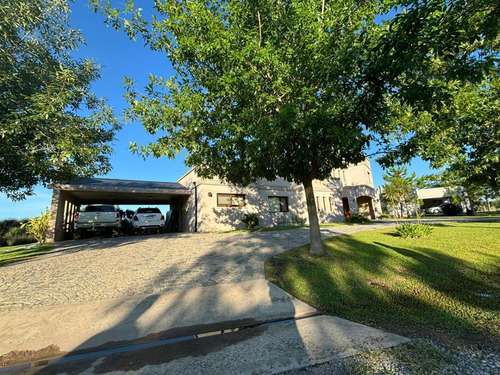 Se Vende Casa Impecable En Barrio Cerrado La Asuncion Club De Campo