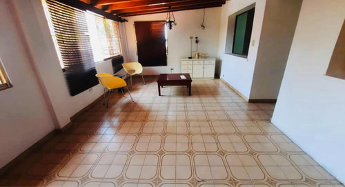 Alquiler Casa Comercial 400m2