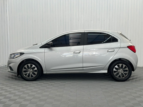 Chevrolet Onix BLACK EDITION