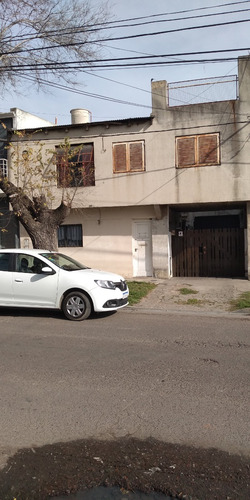 Imagen 2 de 17 de Venta De Propiedad En Block; La Plata: Galpón + Departamentos, Sobre Lote De 9 X 30