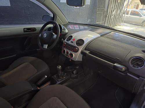 Volkswagen New Beetle 2.0 Advance