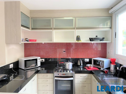Imagem 7 de 15 de Casa Em Condomínio - Lagoa Da Conceição - Sc - 642461