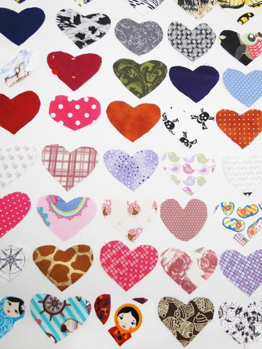 Imagem 7 de 9 de Kit 24 Corações Em Tecido Para Aplique Patchwork 5,5x4,5cm