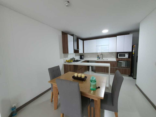Imagen 5 de 14 de Apartamento De 3 Habitaciones Con Baño Y Vestier, Benedictinos