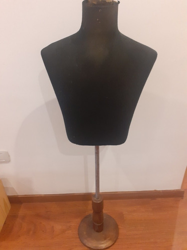 Maniquí Busto Con Pie De Madera