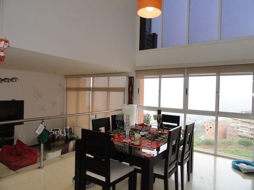 Imagen 3 de 12 de Casa En Venta Urb. Loma Linda # 20-10673