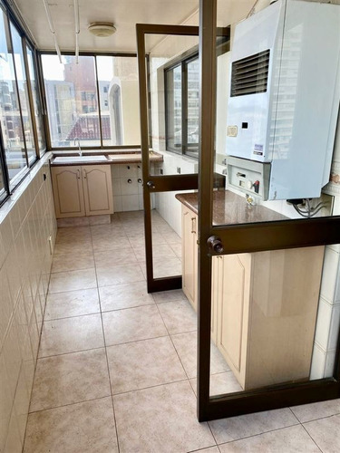 Imagen 22 de 23 de Departamento En Venta De 4 Dorm. En Viña Del Mar