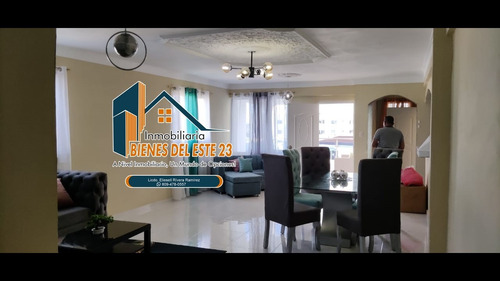 Imagen 9 de 14 de Se Alquila Apartamento Grande Amueblado En Residencial