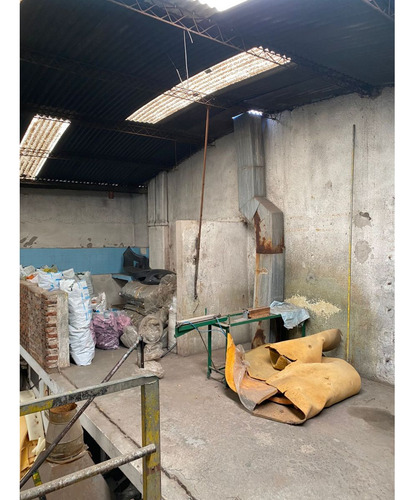Oportunidad Unica Venta De Galpón En Zona Estratégica Y Funcional