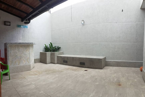 Imagen 17 de 21 de Townhouse En Residencias Altos De Monte Alegre Urb Tazajal En Naguanagua + Piscina Y Pozo