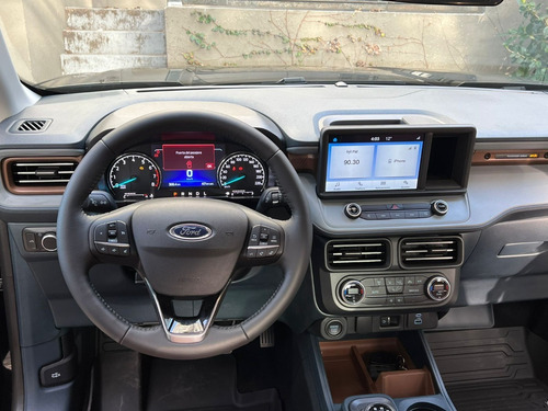 Imagen 10 de 15 de Ford Maverick Lariat Shadow Black