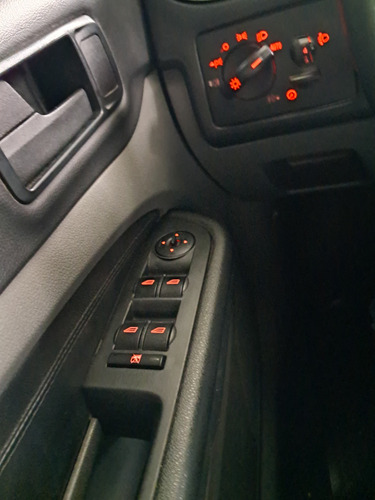 Ford Focus 2.0 Titanium Flex Powershift 5p