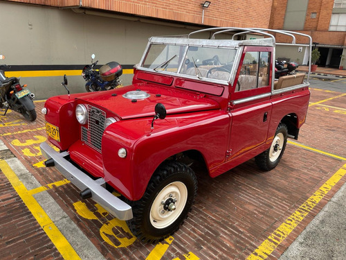 Land Rover Santana 2.3