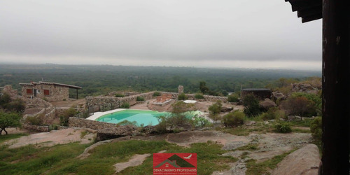 Se Vende Complejo De 4 Cabañas En Nono