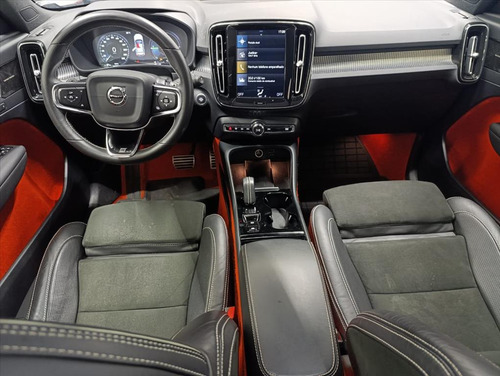 Volvo XC40 1.5 T5 RECHARGE R-DESIGN GEARTRONIC