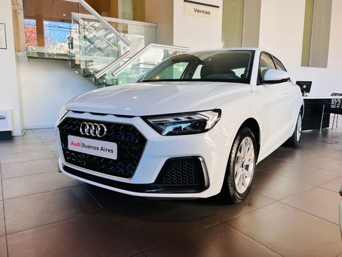 Imagen 1 de 24 de Nuevo Audi A1 A3 Sportback Sedan A4 Q2 Q3 Q5 A5 A6 Q7 Q8 S3
