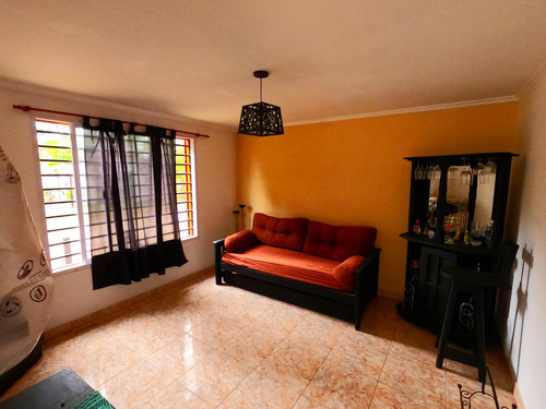Casa, 2 Dormitorios, Garage, A Estrenar, Amueblada