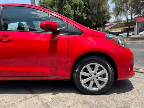 Toyota Yaris 1.5 Hb Premium L4 Man Mt