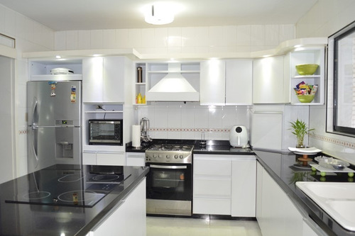 Imagen 28 de 30 de Se Vende Bella Casa De 3 Niveles Nisperos Valencia Atc-552 04125067379 04244900499