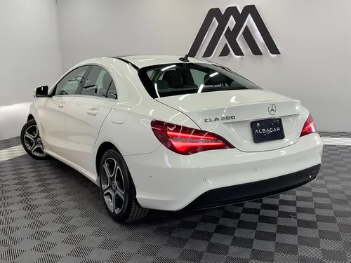 Mercedes-Benz Clase CLA 1.6 200 Sport At