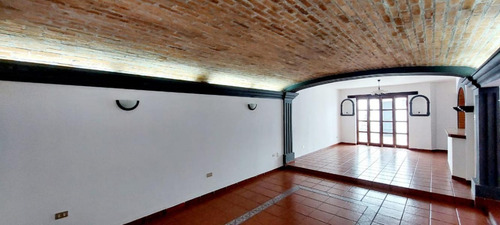 Imagen 2 de 24 de Casa En Renta En El Centro De Antigua Guatemala