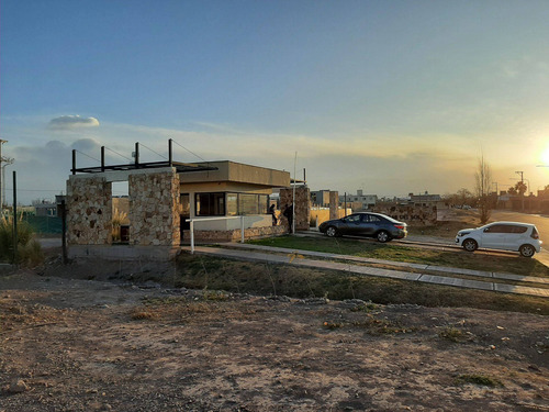 Imagen 7 de 8 de Venta De Lote B° Privado Maipú- Pinar Del Sol V