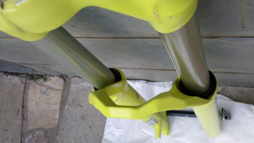 Suspensão Manitou Minute Greenline 130mm Aro 29