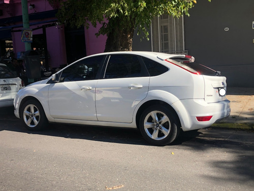 Ford Focus 2.0 16v Trend 5 P. Plus (no Permutas)