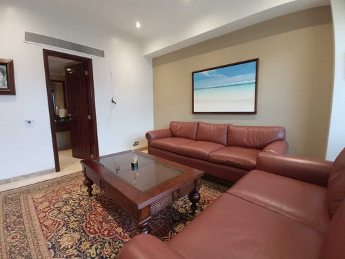 Vendo Apartamento 340m² 5hab/6b/5pe Mirador De San Román