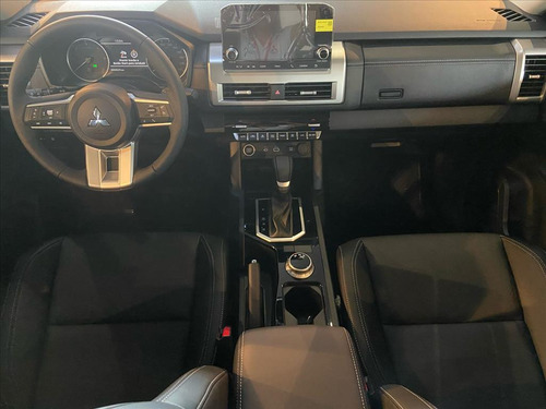 Mitsubishi Triton 2.4 BITURBO DIESEL CD HPE 4X4 AUTOMÁTICO