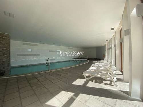 Departamento En Venta De 2 Dorm, 2 Baños En Concón,vista .