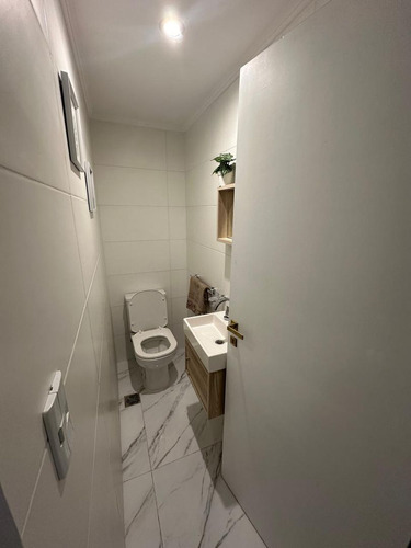 Departamento 3 Ambientes - Reciclado Y Con Cochera