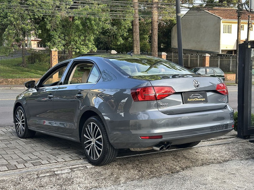Volkswagen Jetta JETTA Highline 2.0 TSI 16V 4p Tiptronic