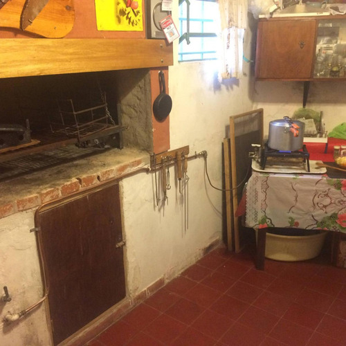 Casa En Venta - 3 Dormitorios 2 Baños - 393mts2 - Zárate
