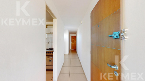 Departamento En Venta De 2 Dormitorios, La Plata