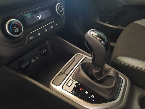 Imagem 13 de 14 de Hyundai Creta Smart Plus 1.6 (aut) (flex)