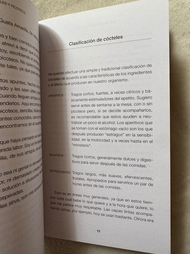 Guía De Cócteles Y Picoteos. Raúl Correa Brahm. Grijalbo