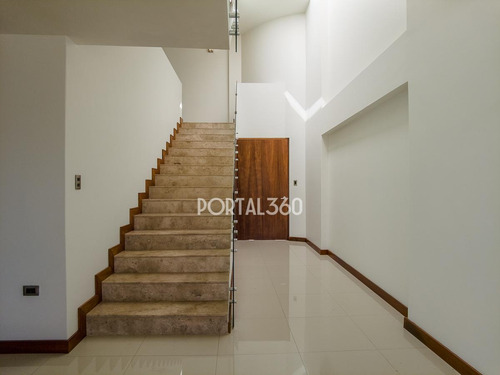 Imagen 14 de 30 de Casa En Renta En Lomas De Angelópolis Iii