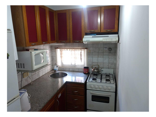 Imagen 6 de 12 de Departamento Venta 2 Dormitorios Escalera