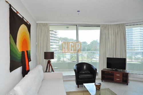 Edificio Ocean Drive !!!! Excelentes Servicios- Ref: 4212