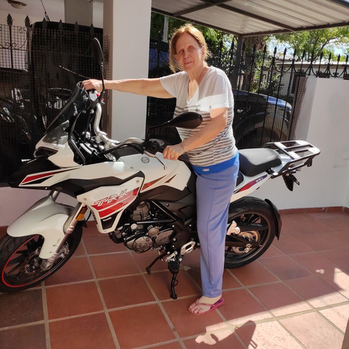 Benelli Trk 251 Blanca 2022 = 0km